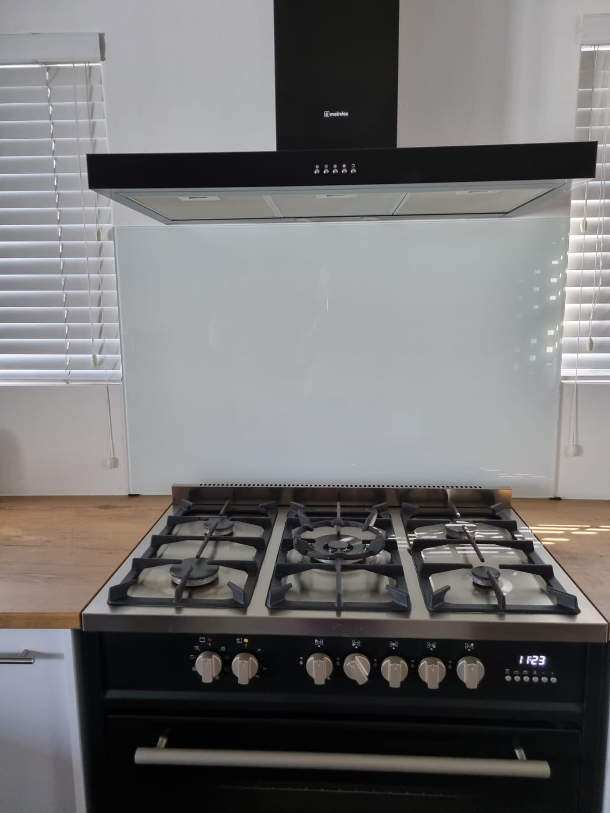 Splashback - Jorina 1 Splashback - Jorina 1