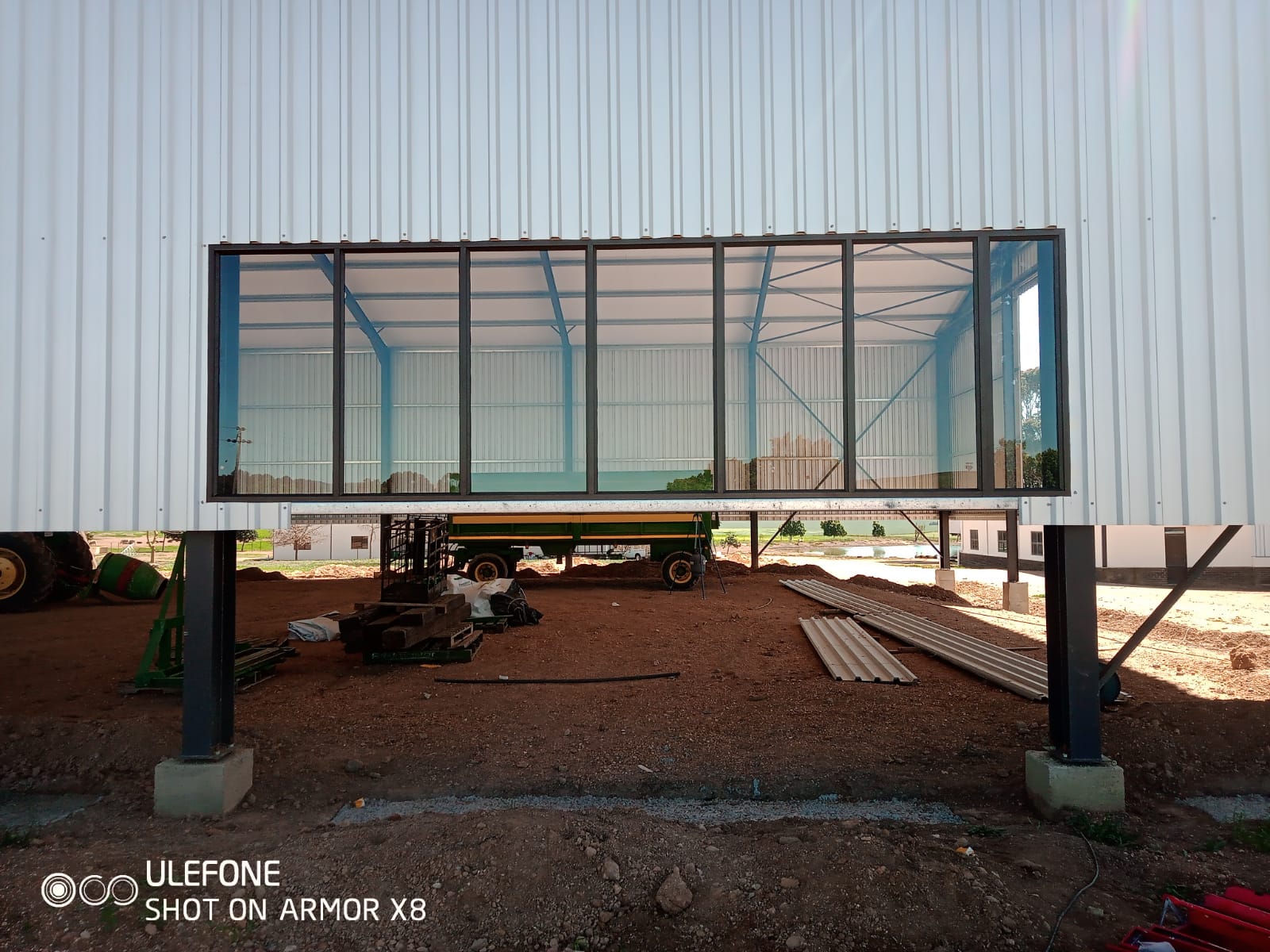 Shopfront Clip44 Shopfront Clip44